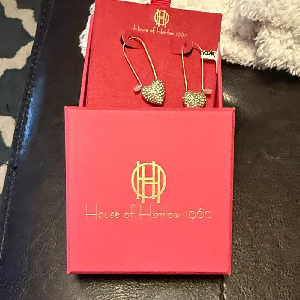 House of Harlow 1960 sparkly Heart Drop Earrings - Picture 3 of 3
